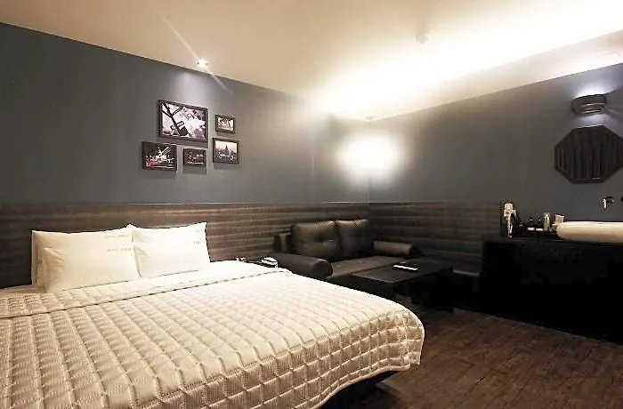 Mu Hotel