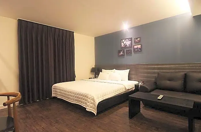 Mu Hotel